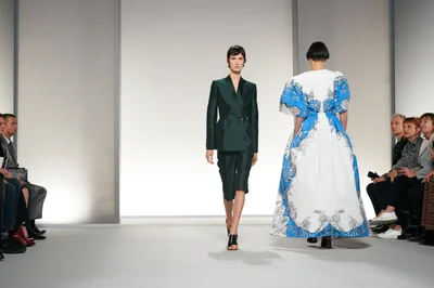 Look 13